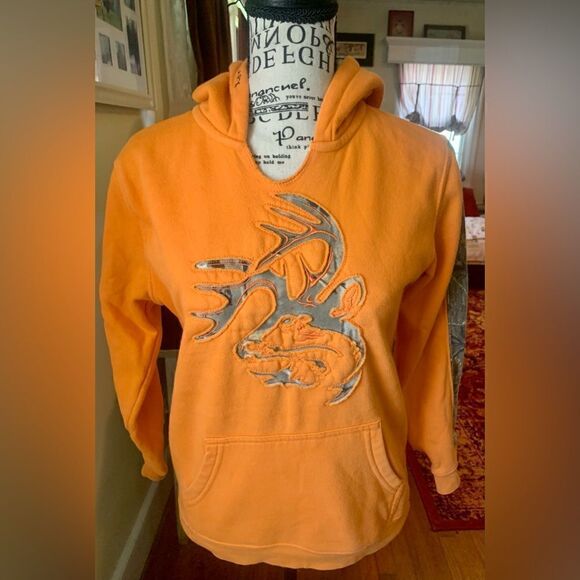 Legendary Whitetail Hoodie Unisex - Picture 2 of 6